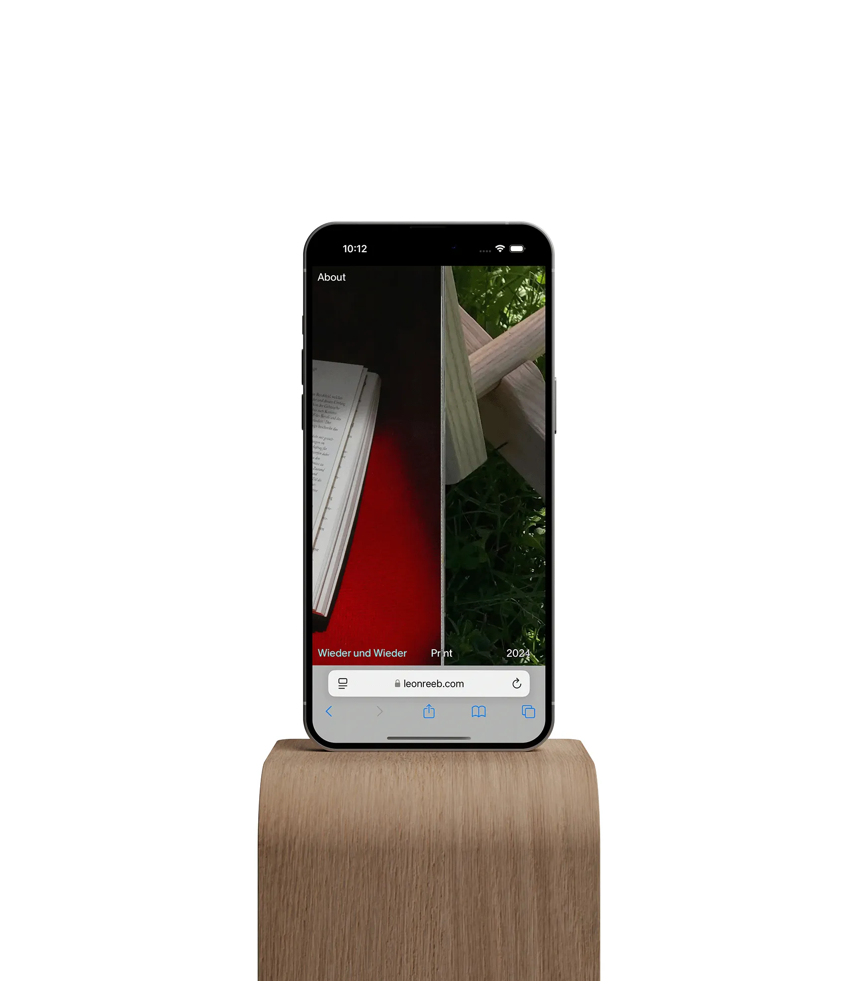 iPhone Mockup of the home page of leonreeb.com